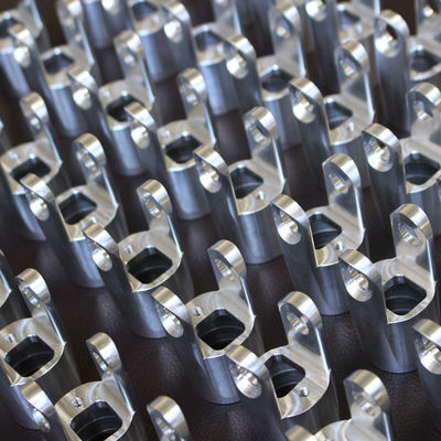 Komponen CNC Cepat Aluminium Presisi Tinggi Dengan Opsi Penyelesaian Permukaan Lebar