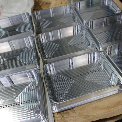 Mengetuk Bagian Penggilingan Presisi M3, Komponen Presisi CNC Finish Permukaan Anodizing