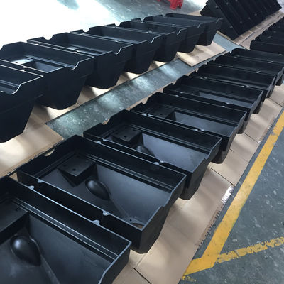 Big Enclosure Reaction Injection Moulding Parts Bahan Polyurethane Alat Murah
